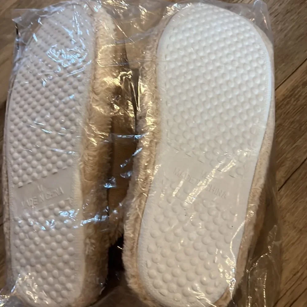 Men's slippers
